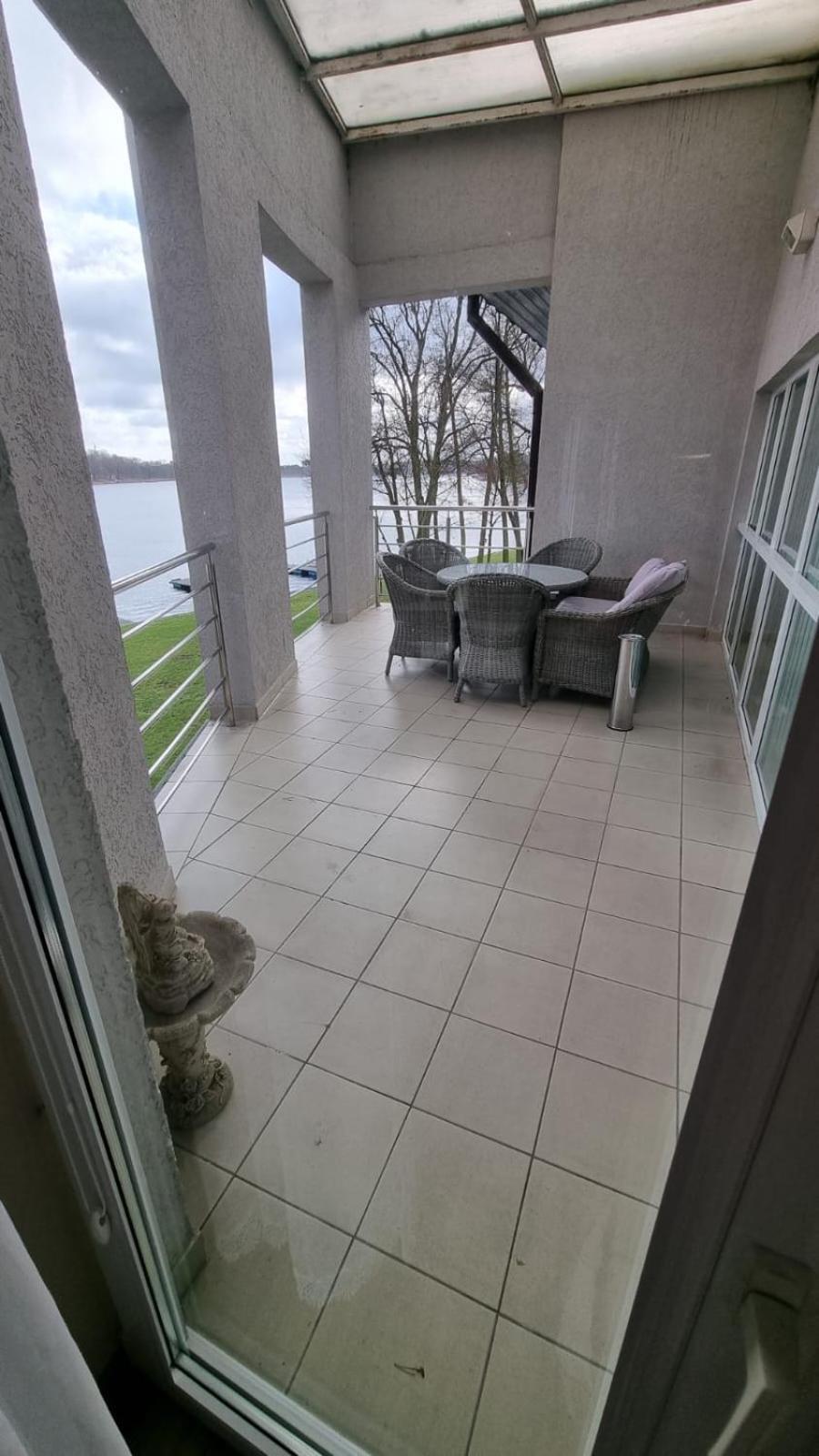 Hotel Mikorzyn Ślesin Екстериор снимка